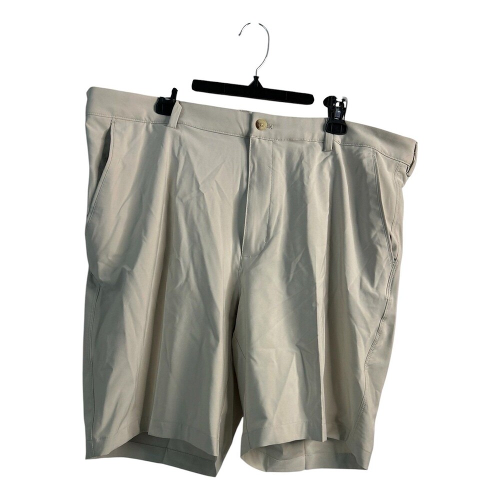 Men's Beige Greg Norman Performance Shorts Size 40